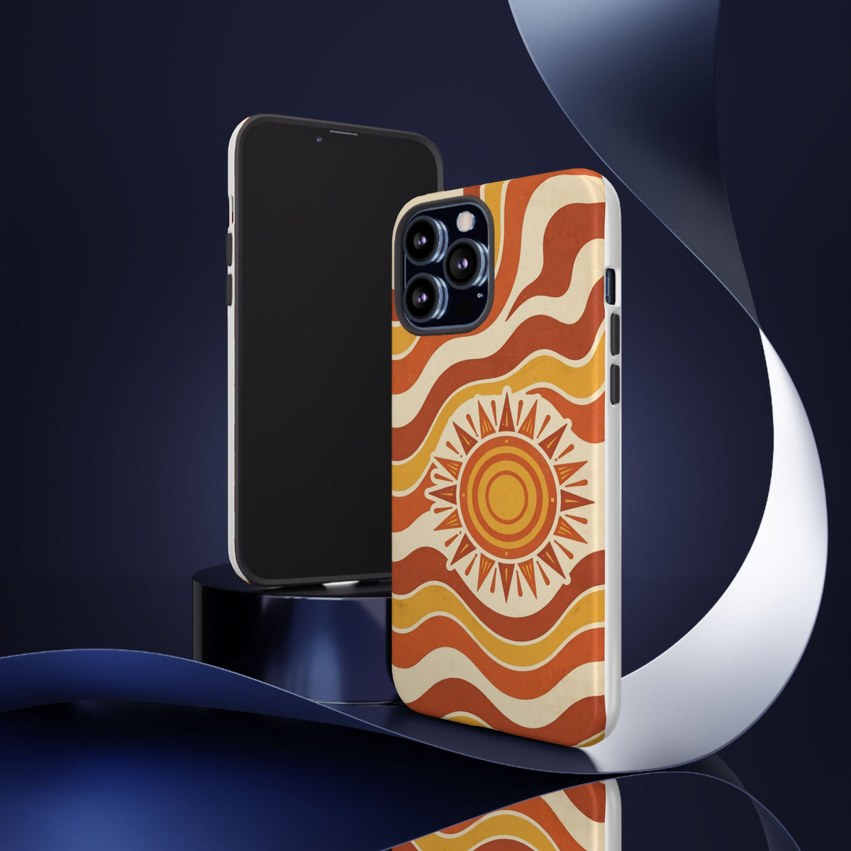 Retro groovy sunset phone case